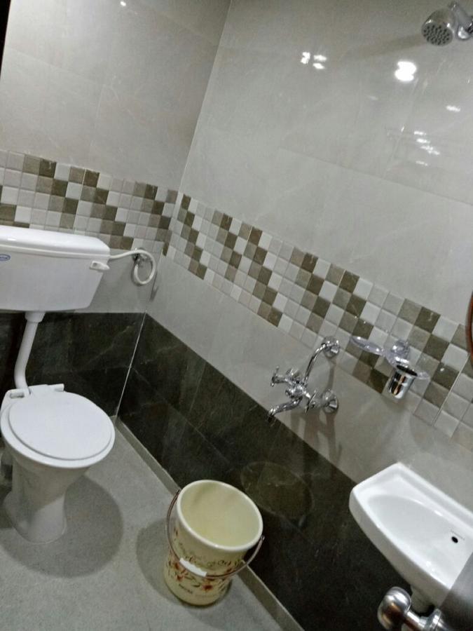 Hotel Silver Elite Мумбаи Экстерьер фото